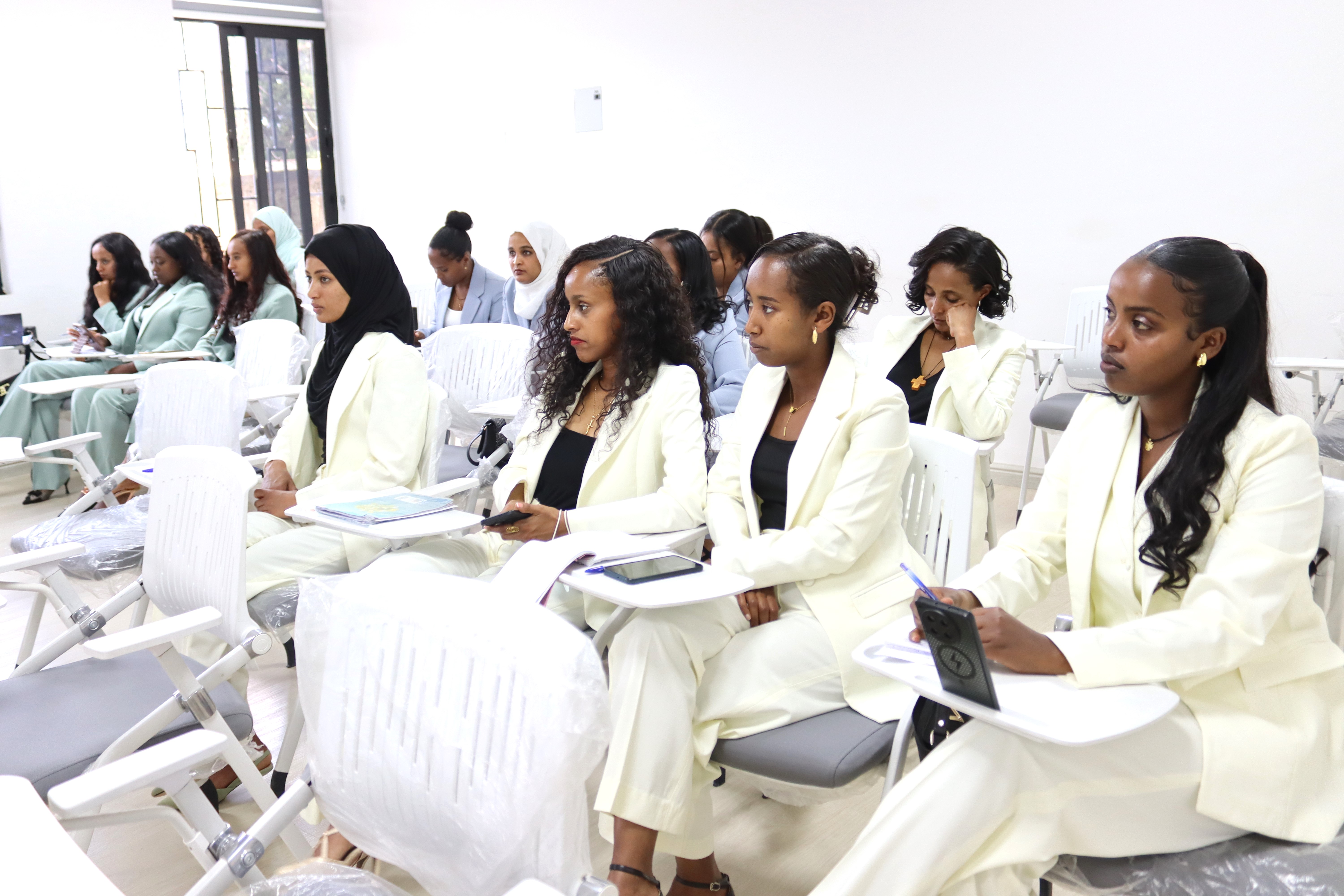 Class of 2026 Successfully Defends Research Projects