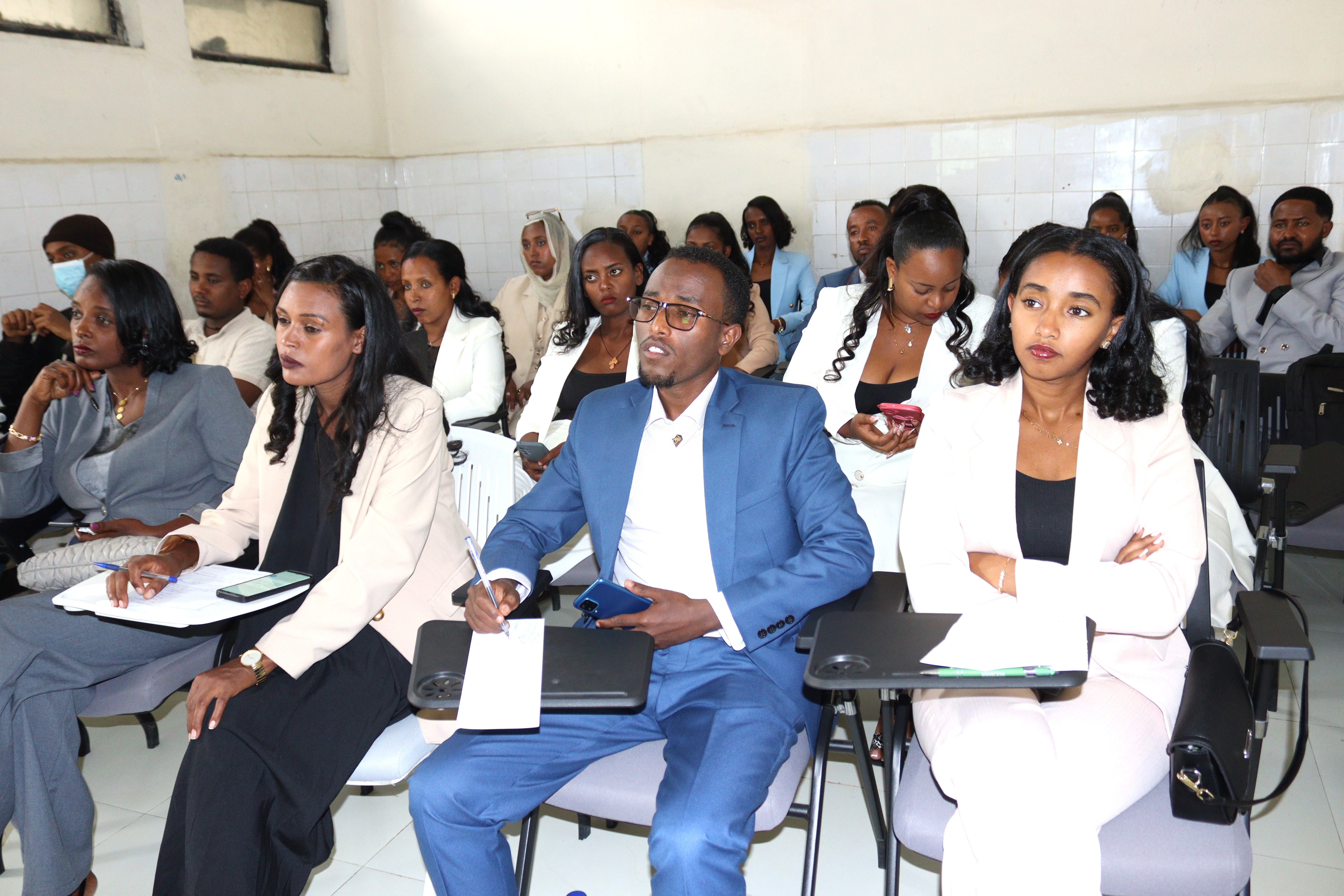 Class of 2026 Successfully Defends Research Projects